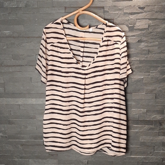 REITMANS | pink and black striped blouse - Picture 1 of 4